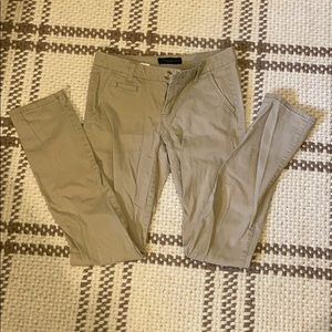 Khaki Skinny pants